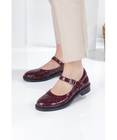 Kadın Loafer Bordo Delikli Balerin Ayakkabı