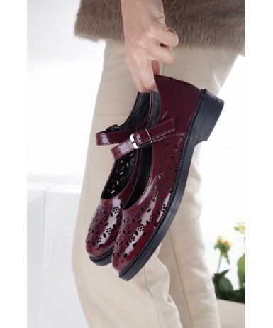 Kadın Loafer Bordo Delikli Balerin Ayakkabı